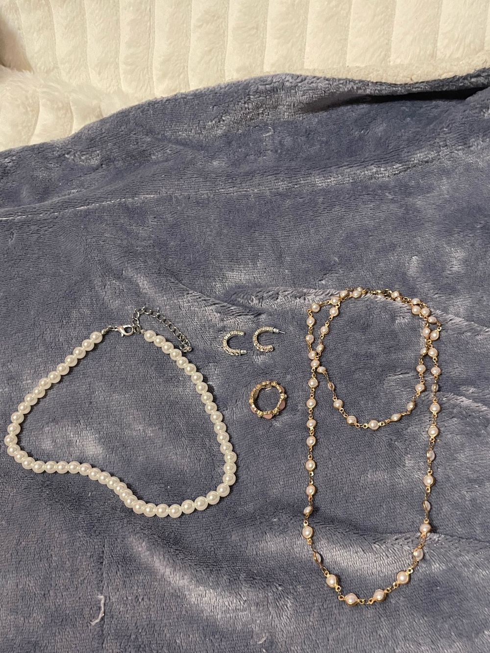 cute jewelry bundle (OR FREE WITH 2+ BUNDLE)🪽